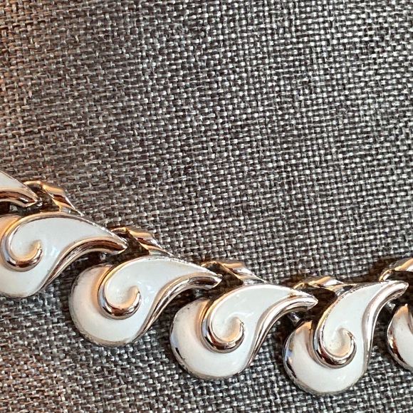 Vintage Coro Choker or Necklace - Picture 3 of 6